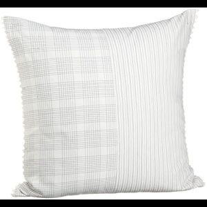 Tommy Hilfiger “Montclair” European Sham